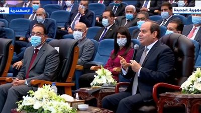 السيسي: الدولة لها مسار مختلف وتستفيد من موقعها الجغرافي