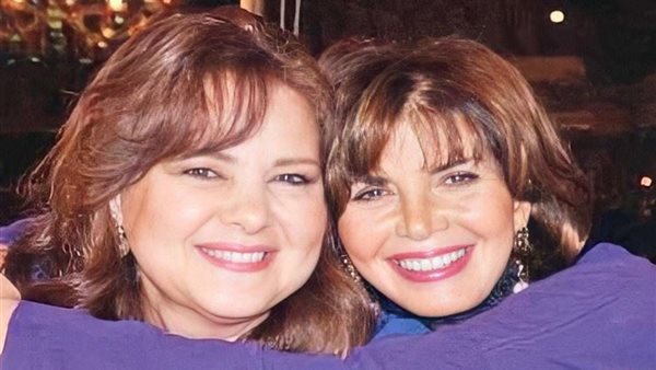 ميرفت أمين ودلال