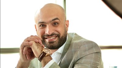 خبير ذكاء اصطناعي: التلوث الرقمي سرطان العصر