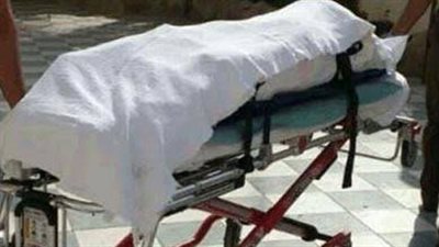 مصرع مسن في حادث تصادم سيارة أجرة وتروسيكل بسوهاج