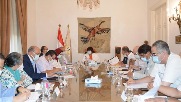 اجتماع الوزيرة مع