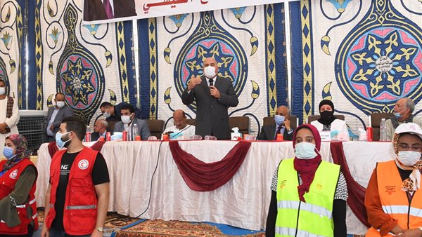 مؤتمر جماهيري بقرية