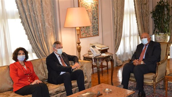 وزير الخارجية والمُفوض