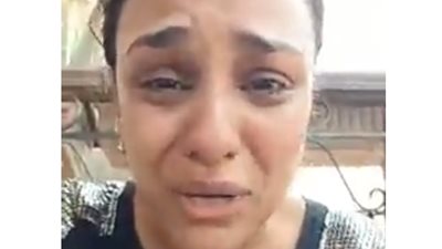 ما عقوبة منع الزوجة من استخدام مواقع التواصل الاجتماعي؟