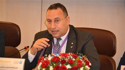 رئيس جامعة الإسكندرية: نسعى للتحول إلى جامعة ذكية