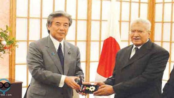 محمود العربي 