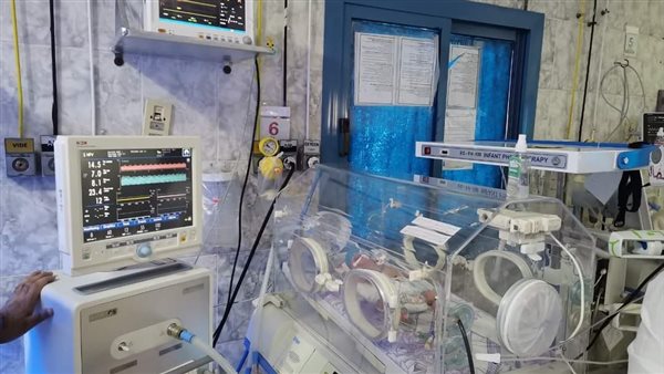 حضانات الأطفال بمستشفى