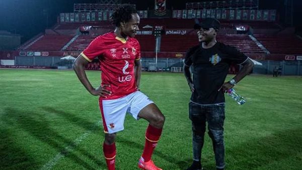 بيرسي تاو مهاجم الأهلي