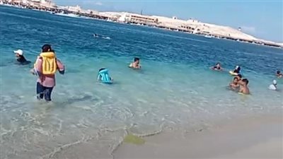 رحلات اليخت تسيطر على شواطئ مطروح.. وإقبال كبير خلال العطلة الأسبوعية