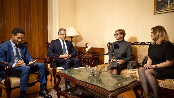 وزير السياحة والآثار