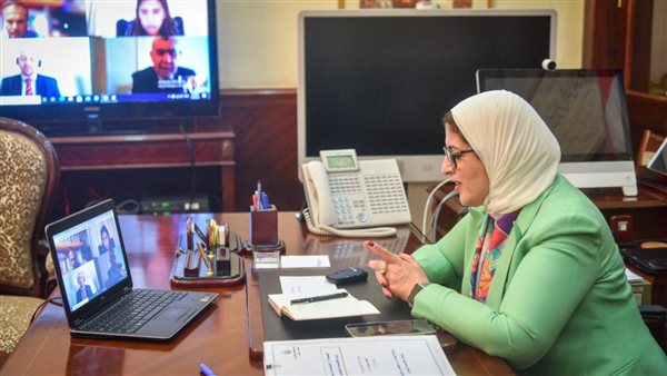 وزيرة الصحة والسكان