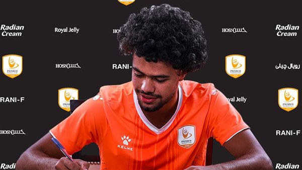 مصطفى حمادة لاعب