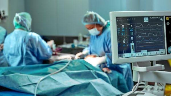 جراحة بالمنظار-أرشيفية