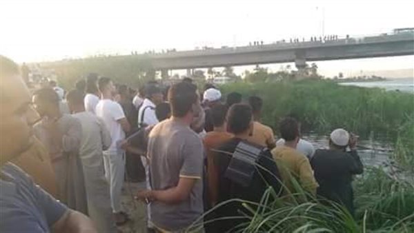 البحث عن جثتي شاب