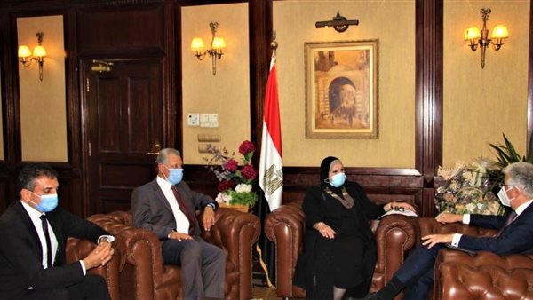 هاني سنبل رئيس المؤسسة