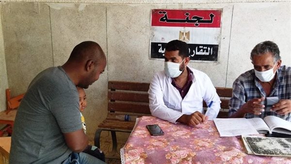 قوافل طبية بأسوان