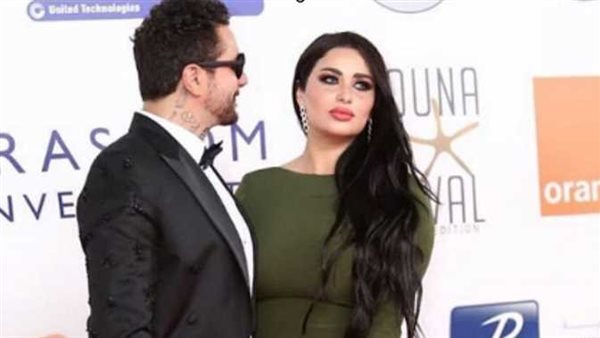 أحمد الفيشاوي وزوجته