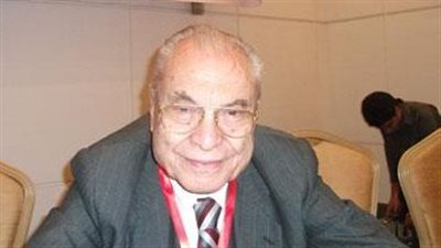 رئيس أكاديمية البحث العلمي ينعى الدكتور أحمد علي الجارم