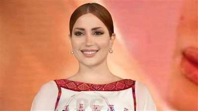 نسرين طافش تعتذر عن تقديم الجزء الثاني من المداح