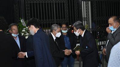 لماذا لم يحضر سفير اليابان عزاء الحاج محمود العربي؟