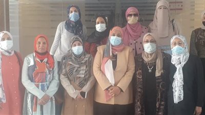 مركز تعليم الكبار يبدأ دورات إعداد المدربين في مجال محو الأمية