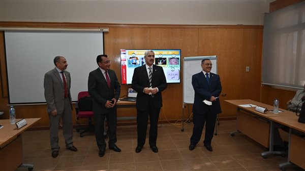 افتتاح البرنامج التدريبي