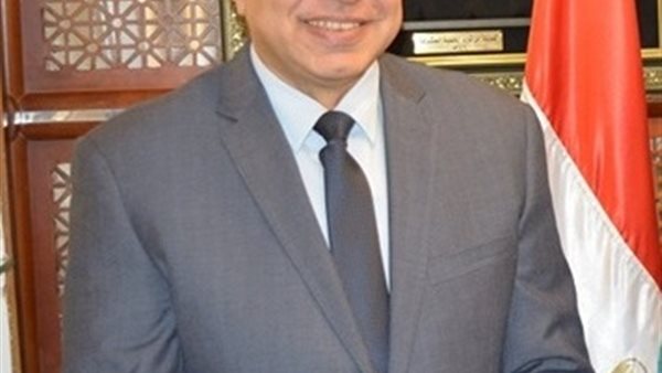 وزير القوى العاملة