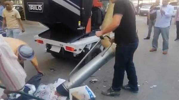 سيارات جمع القمامة