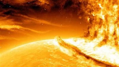 حقيقة انقطاع الإنترنت والكابلات البحرية.. هل تتعرض مصر لـ عاصفة شمسية؟