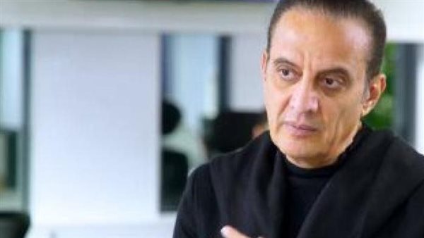 الإعلامي طارق علام