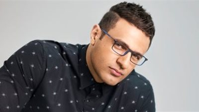 محمد نور يعيش قصة حب مع ملك قورة في فيلم الحب بتفاصيله