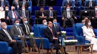 الرئيس السيسي يحضر الجلسة النقاشية حول تقرير الأمم المتحدة للتنمية البشرية في مصر