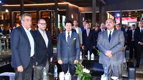 تكريم وزير الشباب