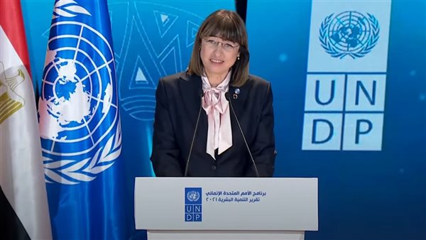  ألينا بانوفا