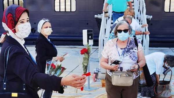 إستقبال السائحين