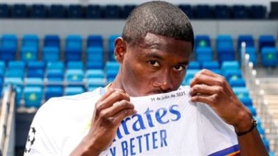 دافيد ألابا عن تقبيل شعار ريال مدريد: لم أقصد استفزاز بايرن ميونخ