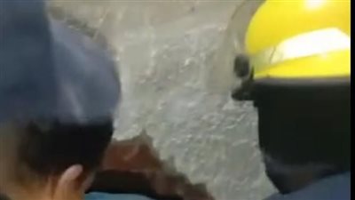 الحماية المدنية تنجح في إنقاذ شخصين تعطل بهما مصعد بالزيتون