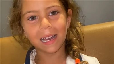 جميلة في ردودها.. إشادة بطفلة بسبب موقفها من التنمر بالمدرسة | فيديو