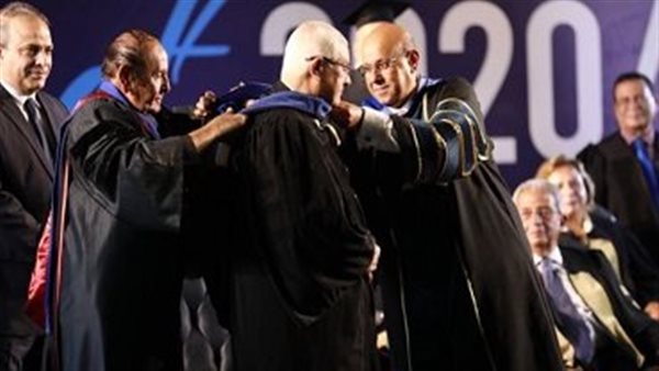 جامعة النيل تمنح