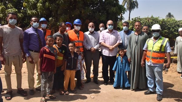 محافظ أسيوط في جولة