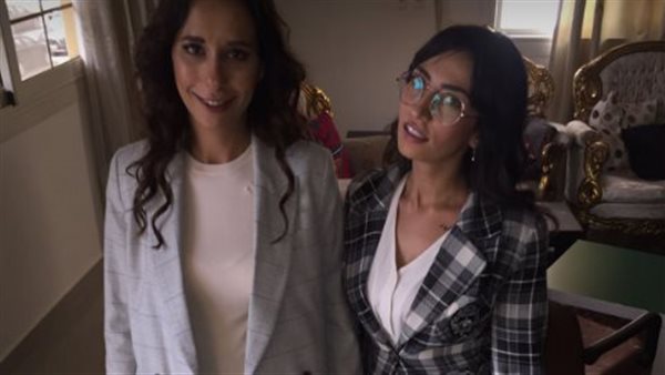 سارة كريم ودنيا ماهر