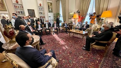 أواصر أخوية راسخة.. شكري يستقبل رئيس مجلس النواب العراقي | صور