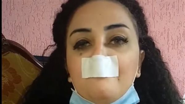  فتاة وسط القاهرة