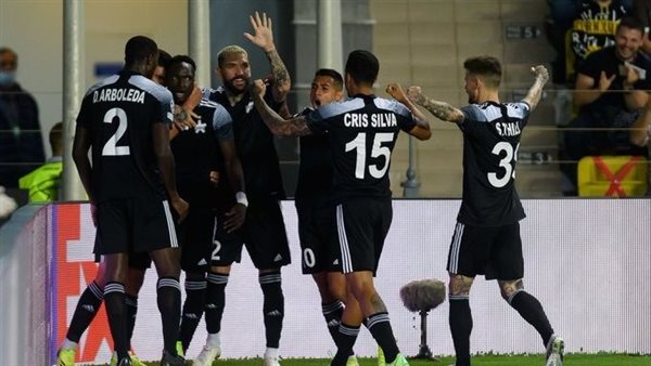 لاعبو نادي شريف تيراسبول