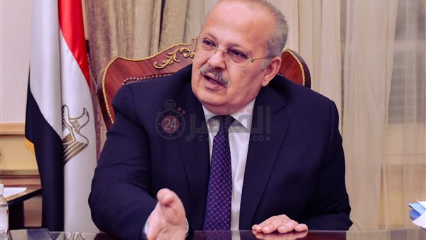 رئيس جامعة القاهرة