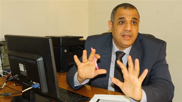  منير أديب الباحث