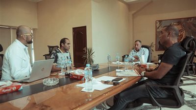 الخطيب يبحث مع بيبو وبوركيش خطة عمل قطاع الناشئين في المرحلة المقبلة