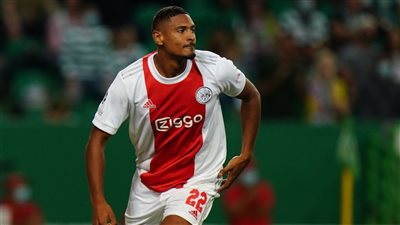 مهاجم أياكس يحصل على لاعب الأسبوع في دوري الأبطال
