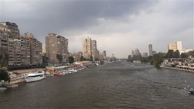 بعد الإعلان عن ارتفاع الحرارة غدا.. الأرصاد الجوية تنصح بعدم الانخداع بدفء الطقس نهارًا 