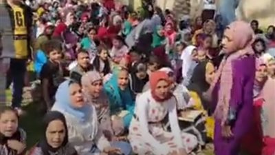 قرآن لا ينقطع عن قبر شهبندر التجار.. والأهالي: جمعة رد الجميل